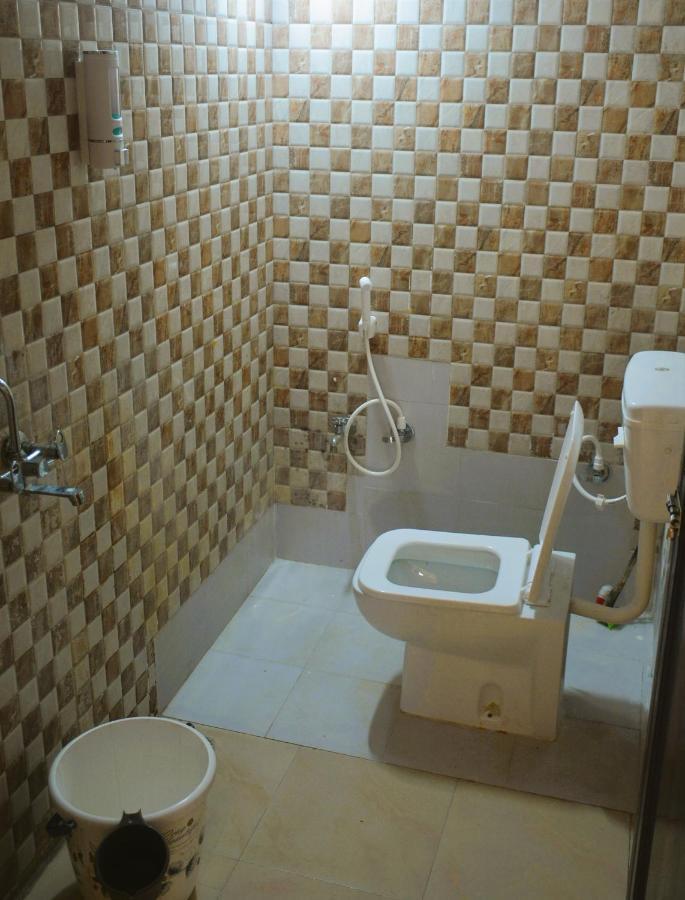 Blue Beds Homestay, Exotic 2Bhk Ac House Jabalpur Exteriör bild